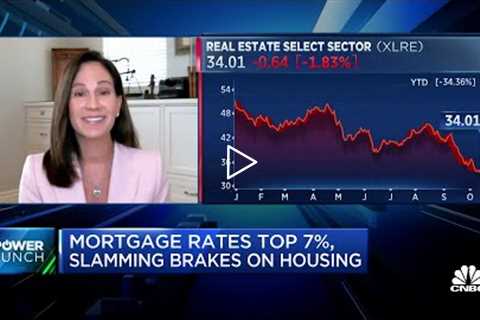 Potential home buyers are cautious about buying as mortgage rates top 7%