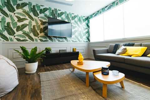 Make Your Apartment Walls Come to Life with These Renter-Friendly Wallpaper Ideas