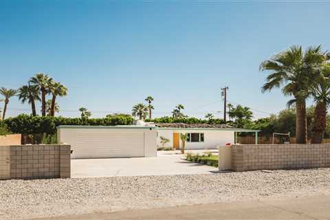 One of Albert Frey’s Only Tract Homes Asks $1.2M in Palm Springs
