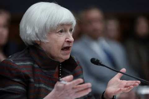 Yellen Says She''s Concerned About Commercial Real Estate Risk