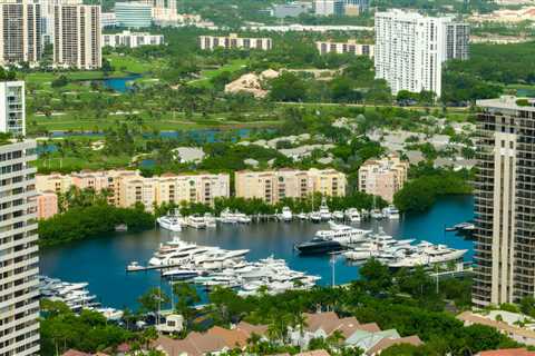Waterfront Homes In Aventura: 10 Must-Ask Questions