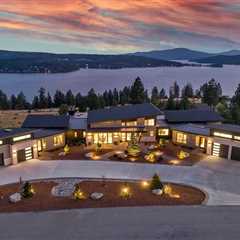 A Spectacular Mountain Estate With Views of Lake Coeur d’Alene Asks $7.9M