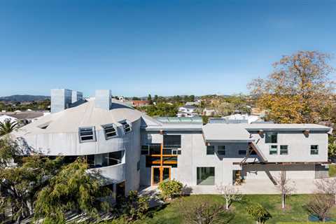 Step Inside Eric Owen Moss’s First Residential Design, Asking $10.9M in Los Angeles