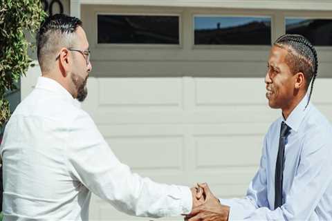 Smart Selling: How Working With A Professional Cash Home Buyer Benefits Your Residential Appraisal..
