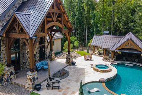 Building To Last: The Impact Of A Roofing Company On Timber Frame Houses In Deerfield Beach
