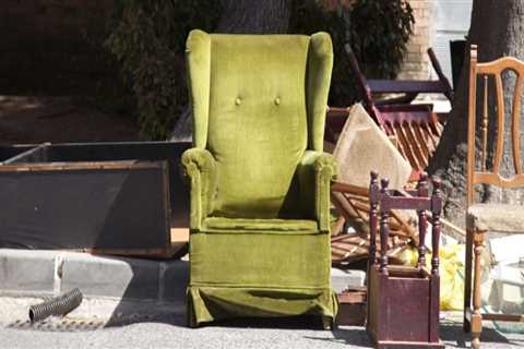 Why Hire A Junk Removal Service Company For Furniture And Junk Hauling To Sell Your House Fast In..