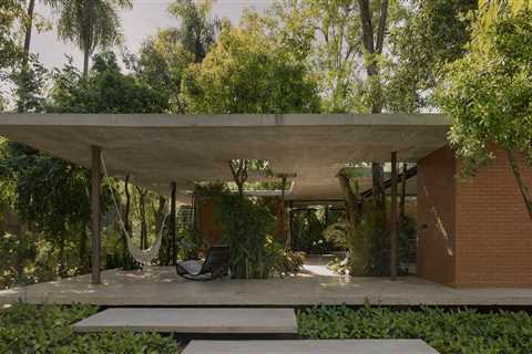 The Forest Is the Living Room at This Concrete Paraguay Retreat