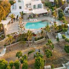 How Plumbing Modernization Supports Better Guest Experiences in Vacation Villas