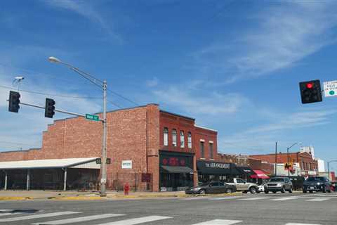 Yukon Self Storage - Business Storage in Canadian County, OK