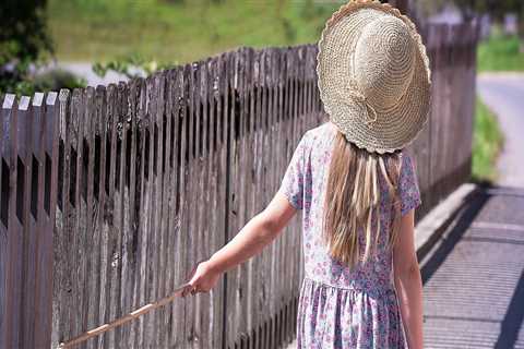 Enhance Curb Appeal with Fencing for Real Estate Photos